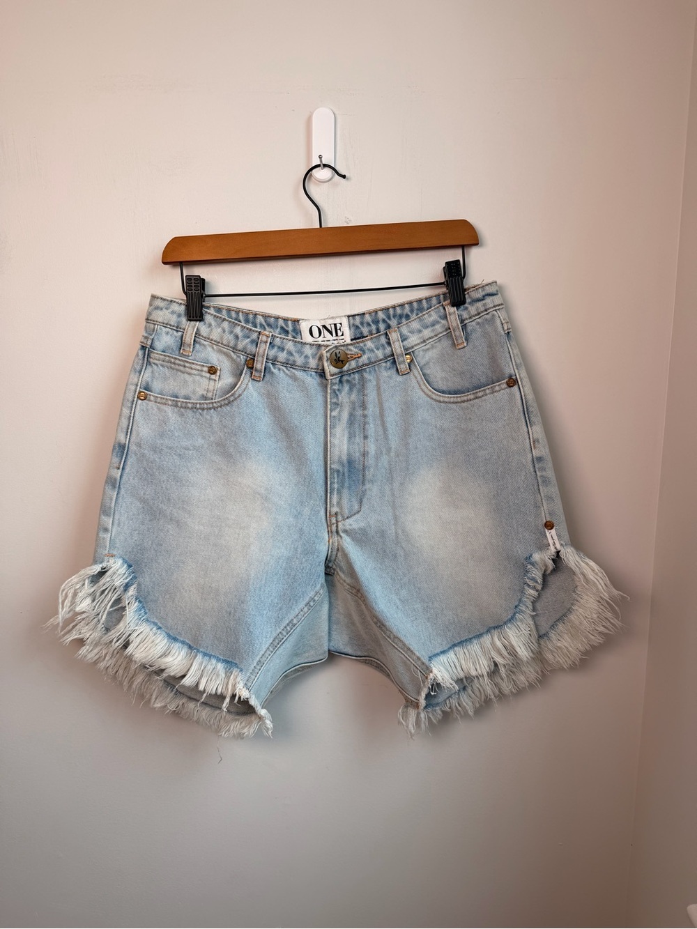 One Teaspoon Frankie’s Low Waist, Mid Length Slouch Short
